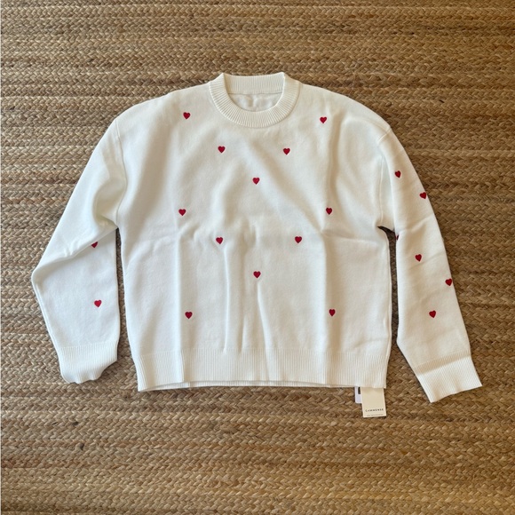 NWT Commense - Embroidered Heart Oversized Knit Sweater - Picture 3 of 6